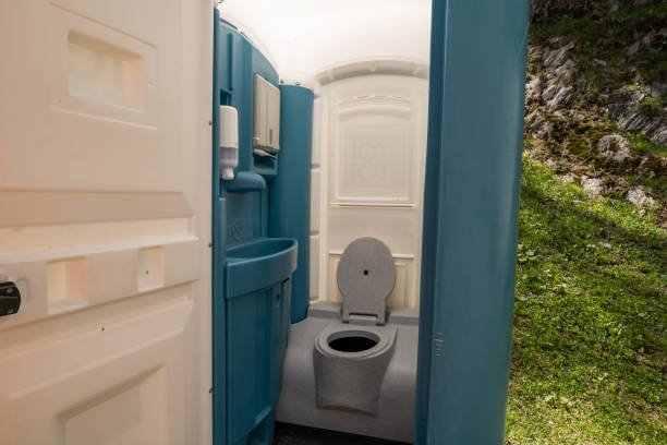 Portable Toilet Options We Offer in Abilene, KS